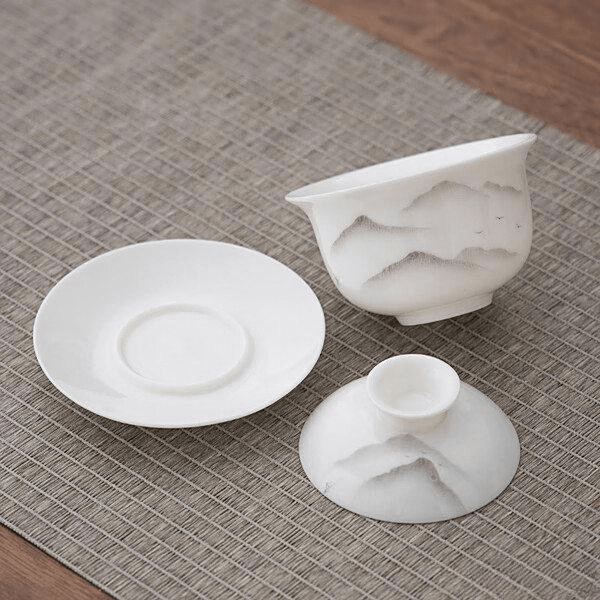 爱游戏体育ayx-2025年金镶玉紫砂壶